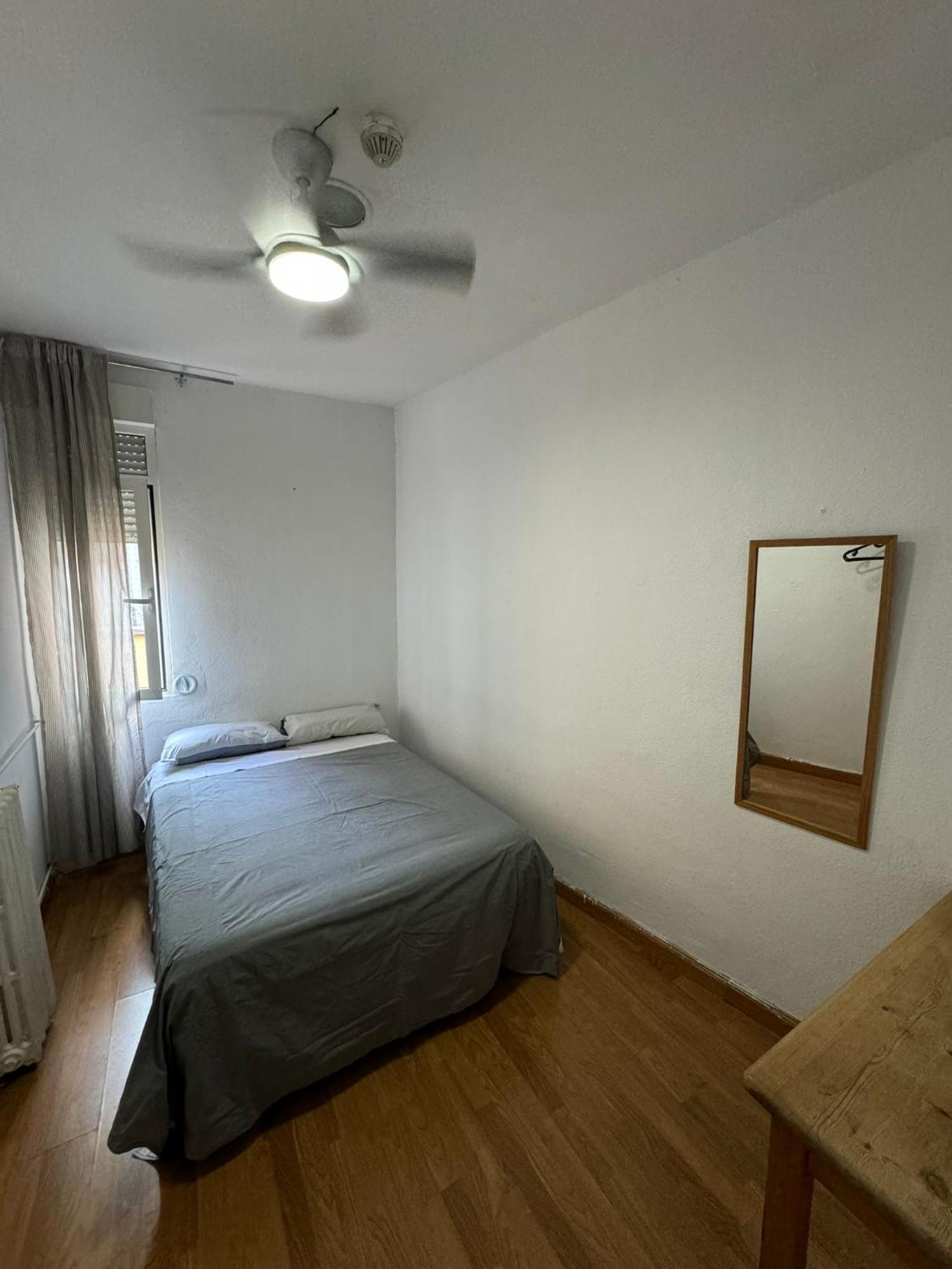 Apartamento Residencia de estudiantes Rosales Madrid Exterior foto
